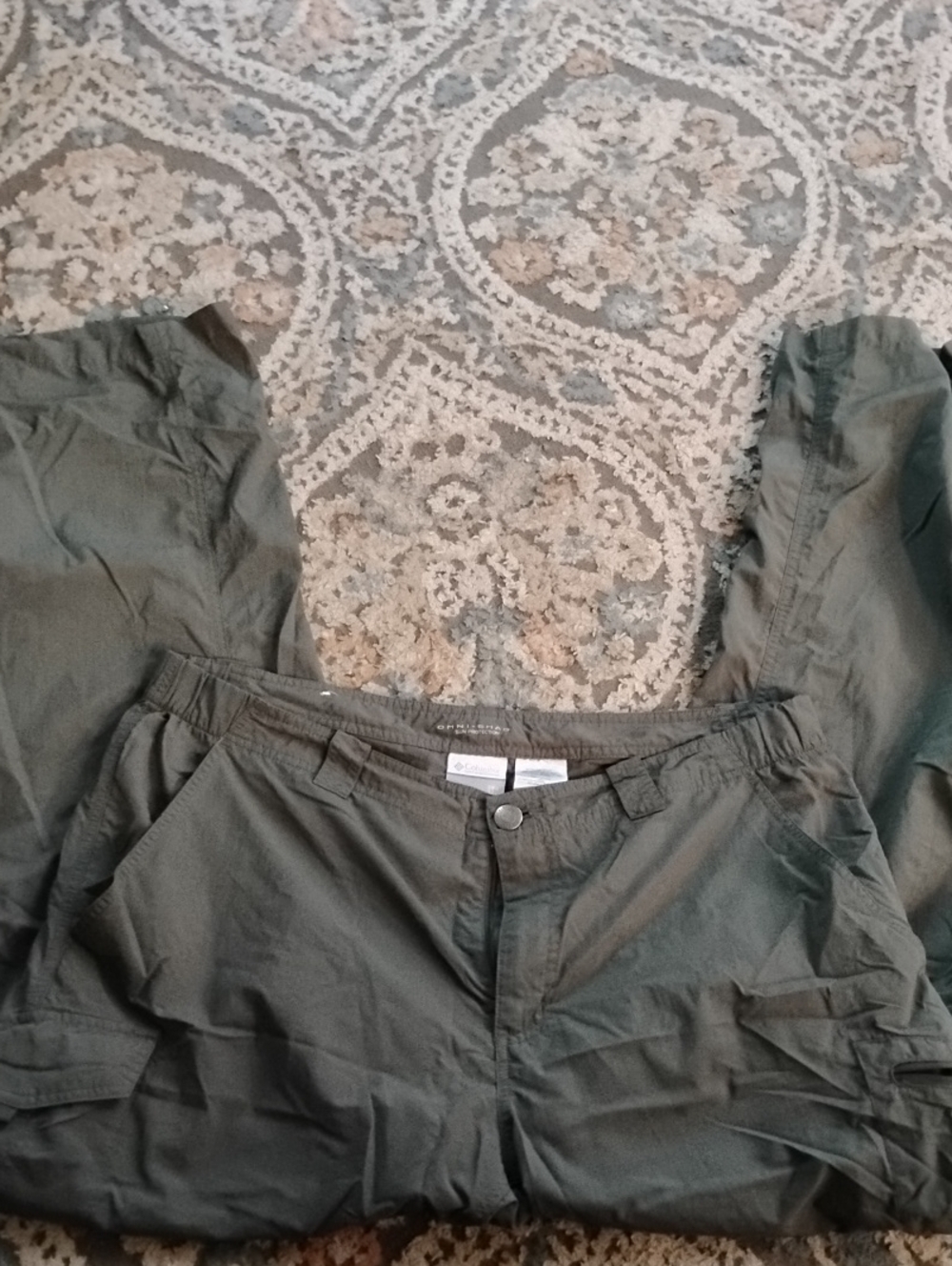 Columbia Olive Green Omni-Shade Sun Protection Convertible Pants